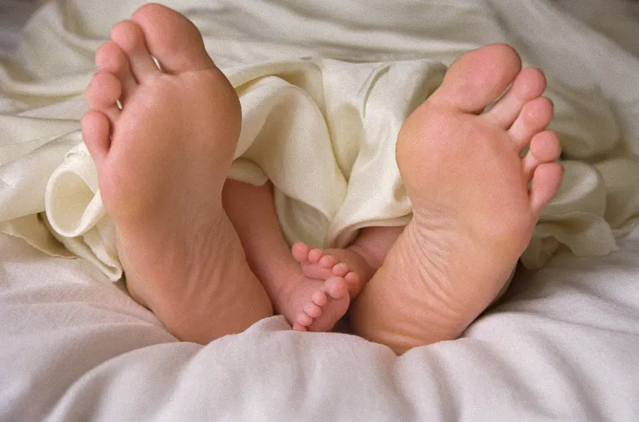 Baby feet photo and baby feet photo