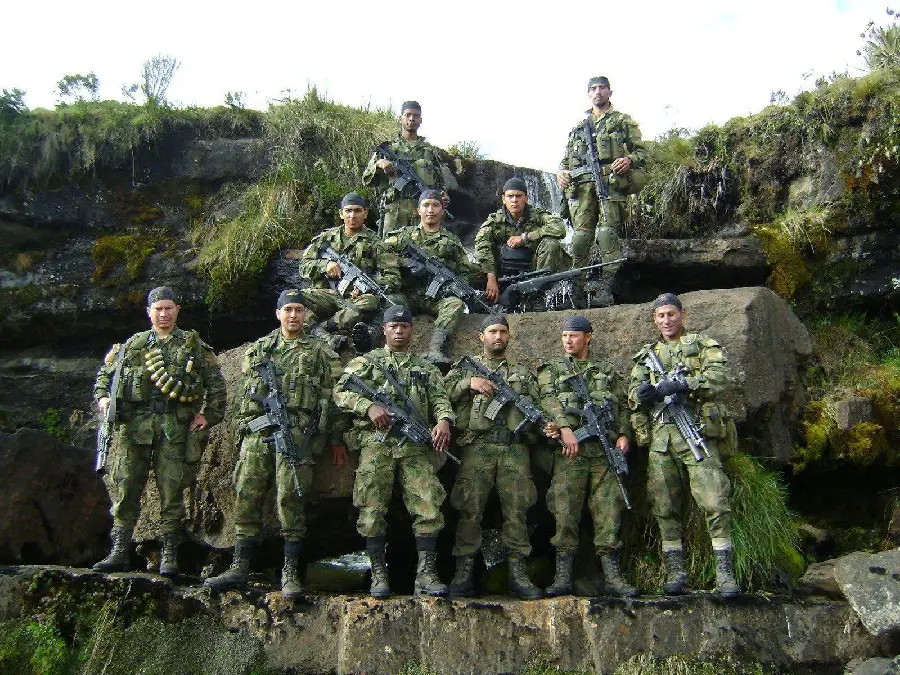 Download cool wallpaper of military special forces for wallpaper