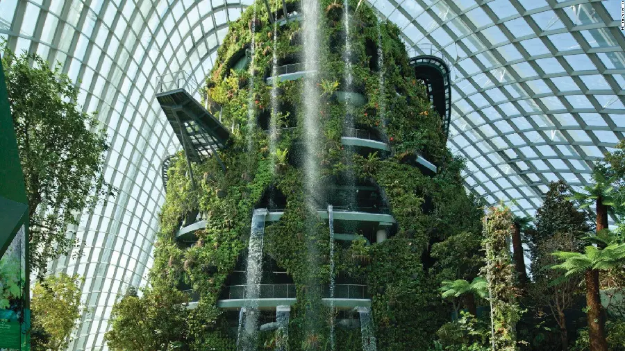 Image of a large glass dome inside the airport