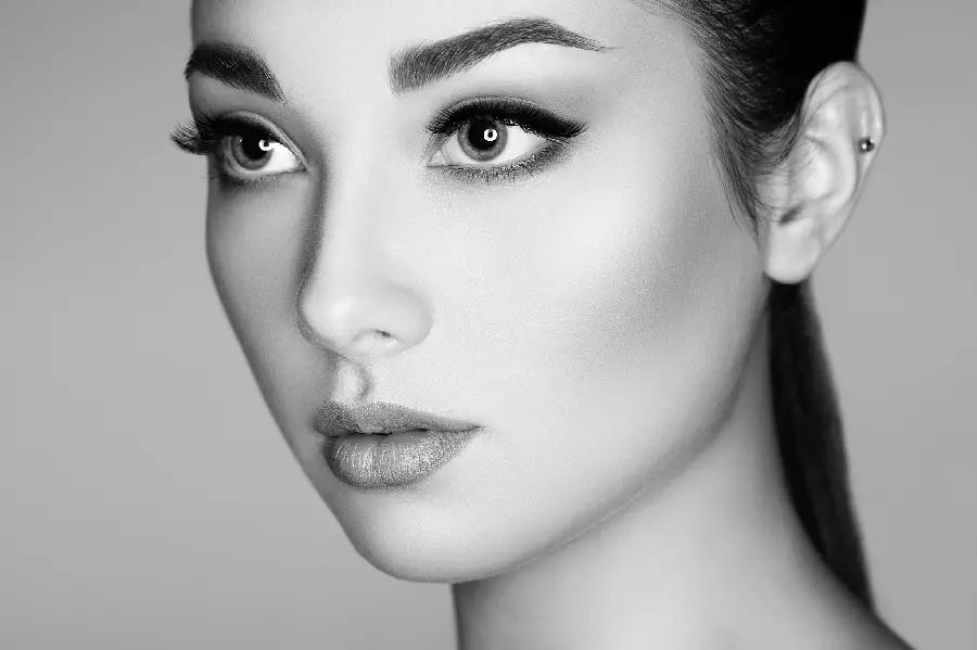 Beautiful woman photo for profile
