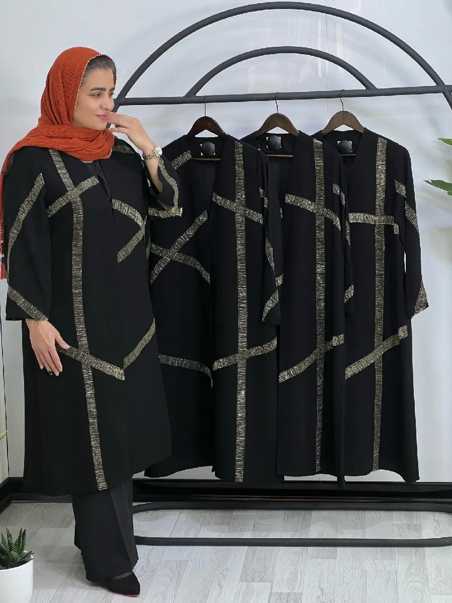 Closed front long coat photo