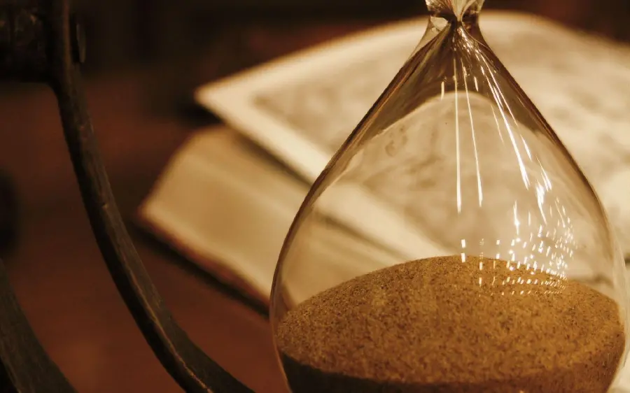 Hourglass