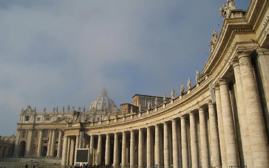 Download Vatican Church Wallpaper