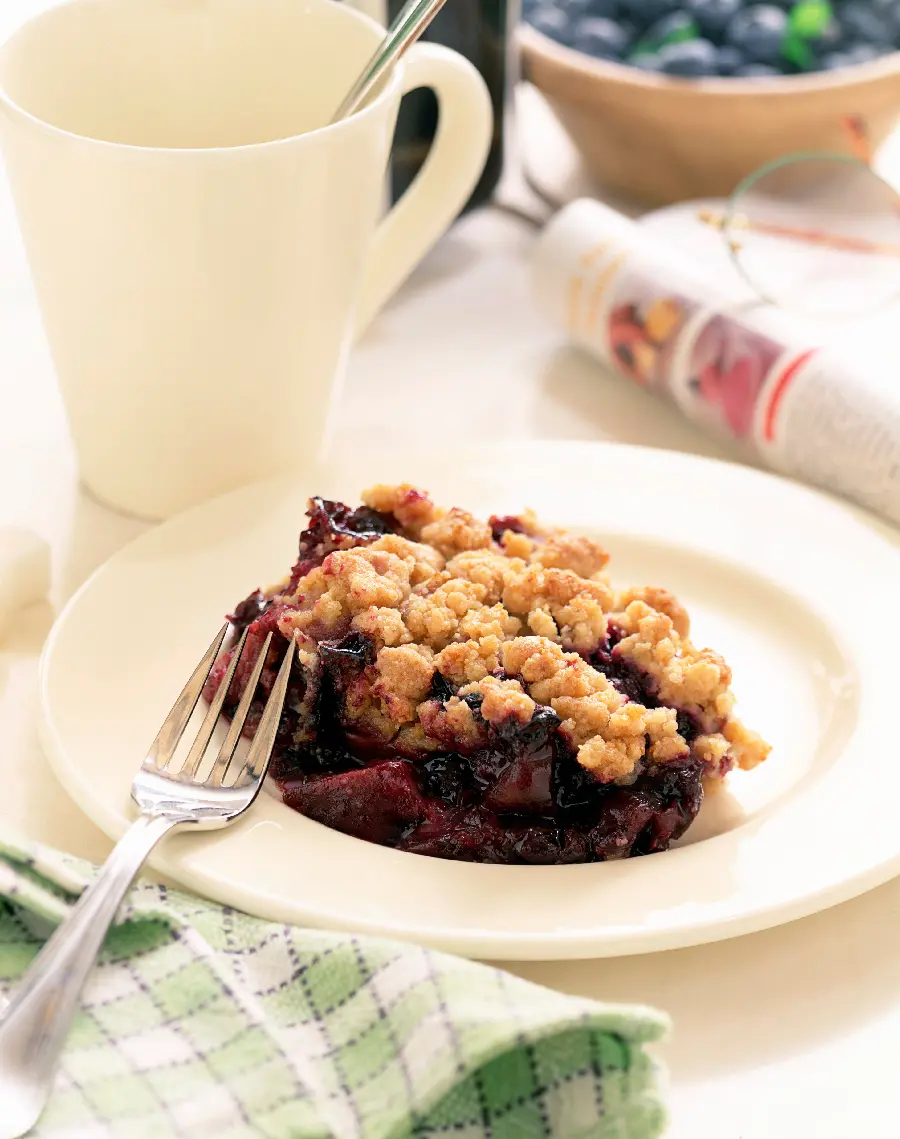 Image of Food with a Luxurious and White Plate