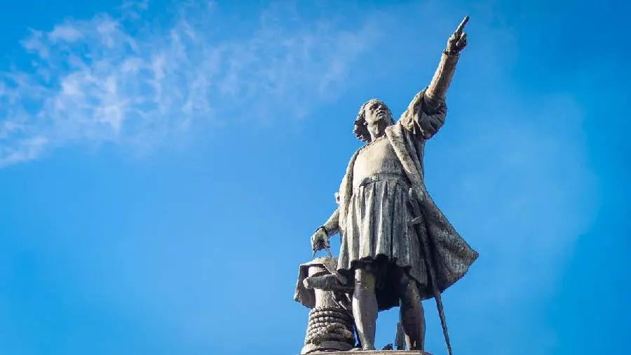 Image of Christopher Columbus statue