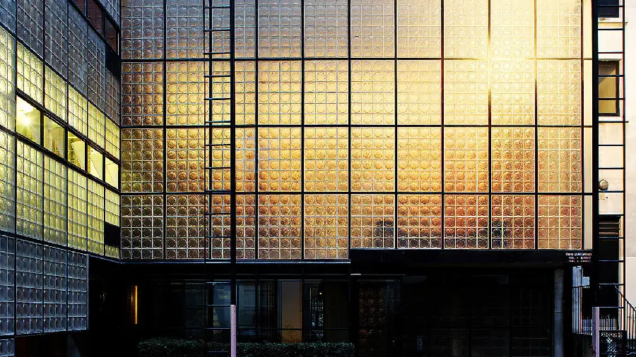 Glass facade in modern buildings free download photo