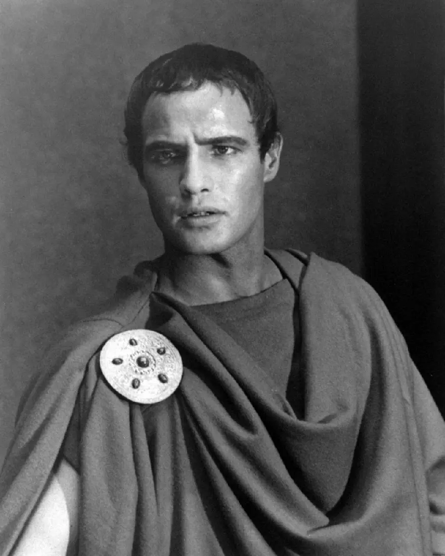 Real picture of the actor Julius Caesar