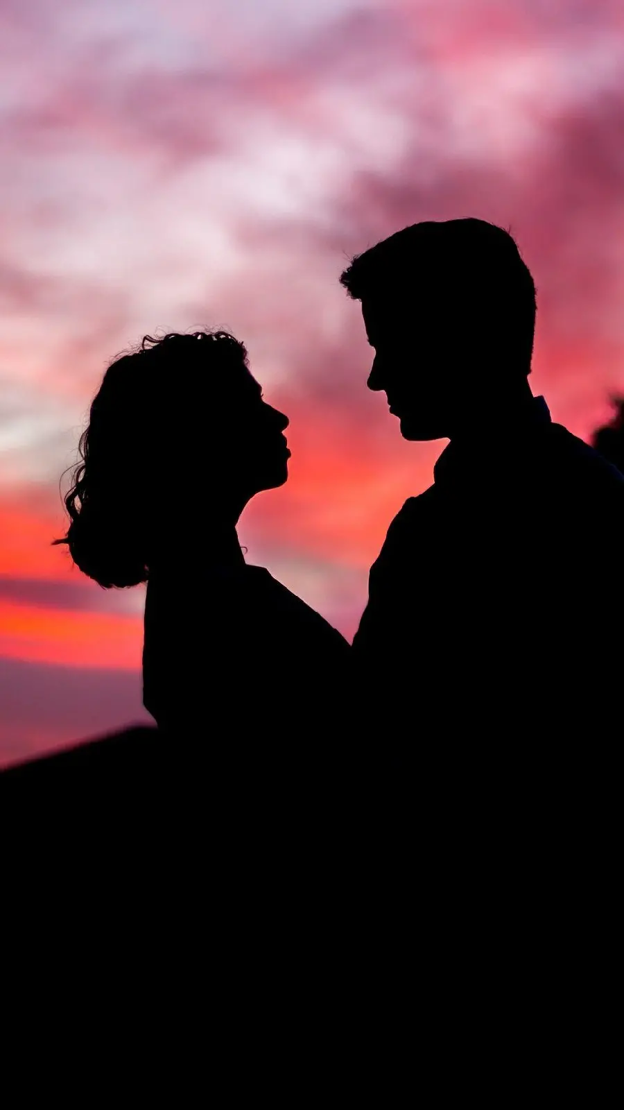 Download Black Romantic Wallpaper for Samsung iPhone Phone of Dark Couple