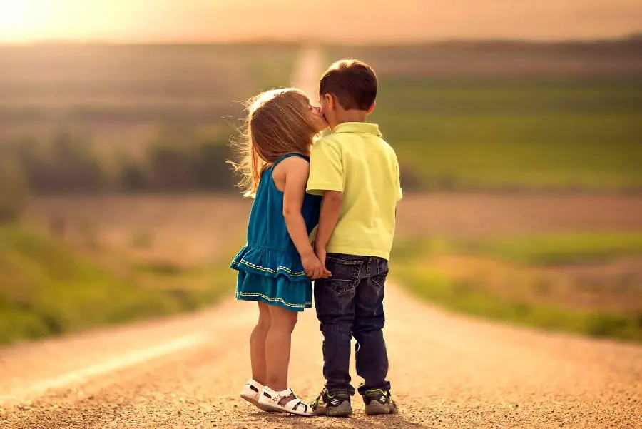 Little Couple Girl and Boy Photo for Computer Wallpaper