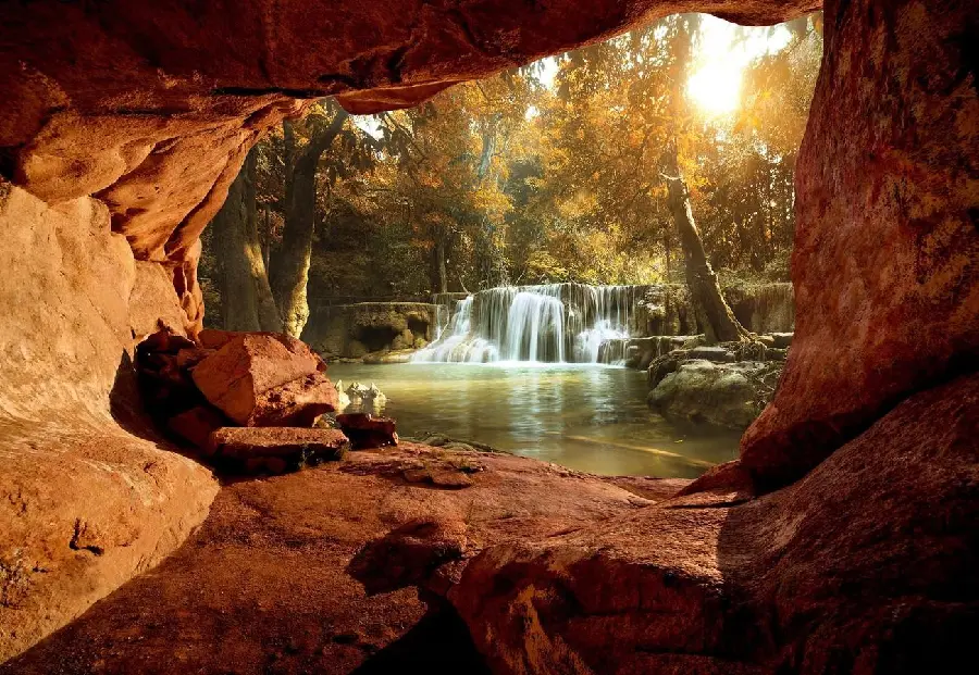 Cave Lake
