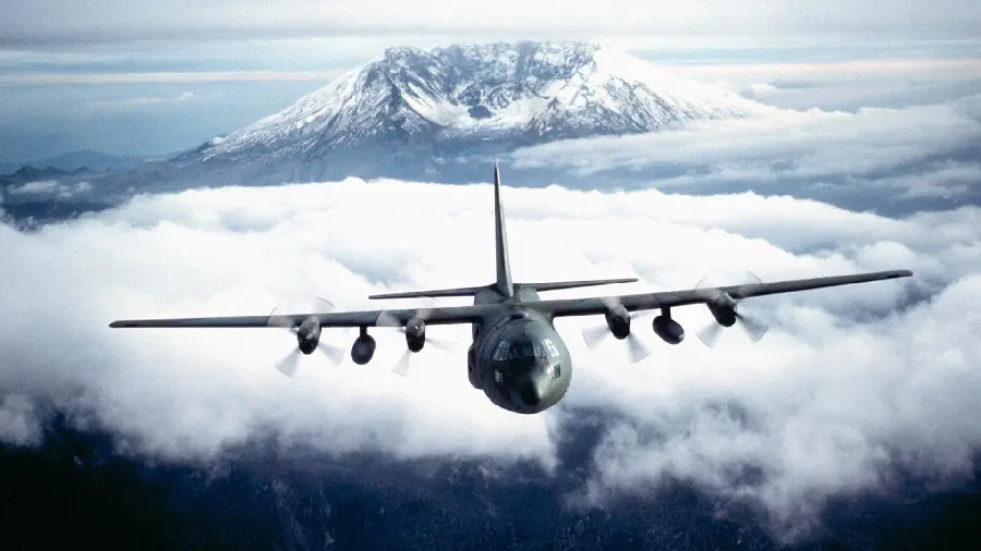 Hercules C 130 military aircraft wallpaper used even in airborne transport