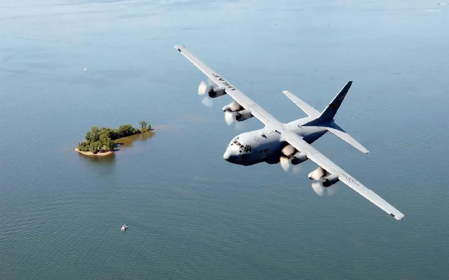 Hercules C 130 Stock Photo for Graphic Designers