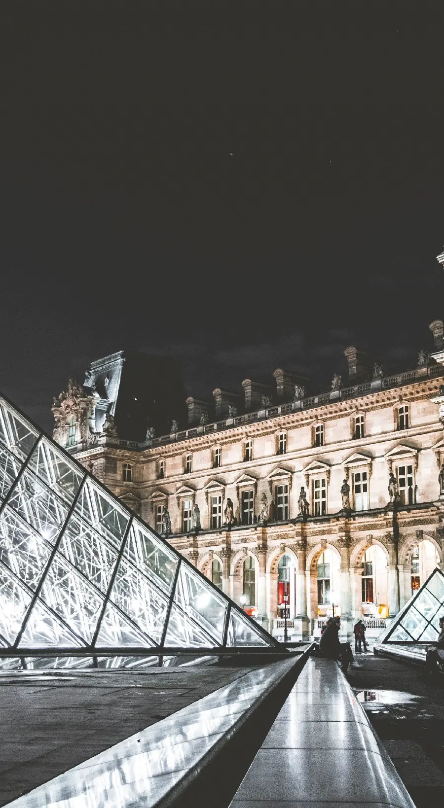Louvre Museum