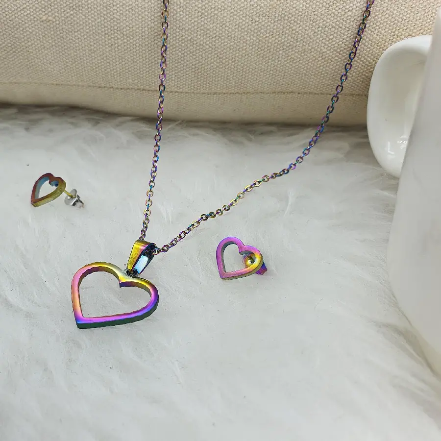 Stylish and new rhinestone photos with stylish and different designs