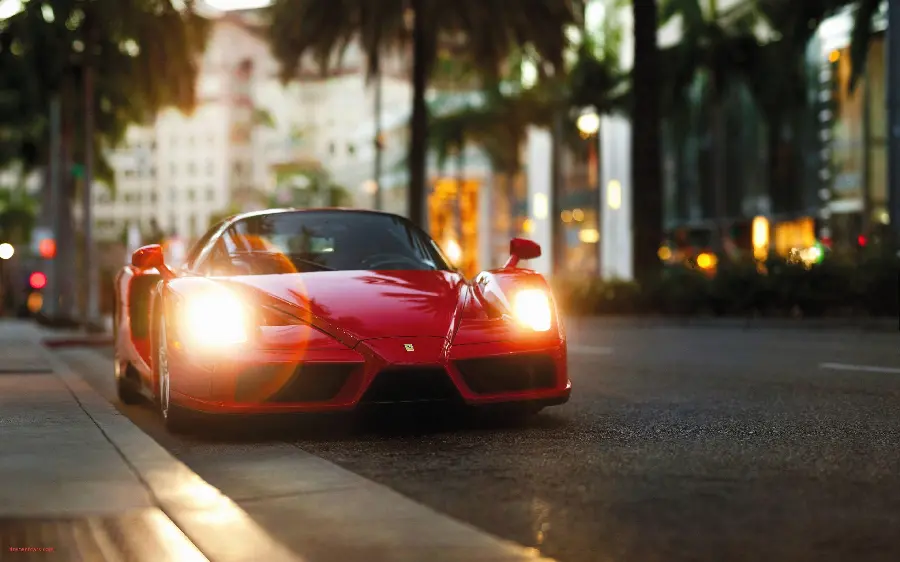 Very beautiful wallpaper of cool car for laptop