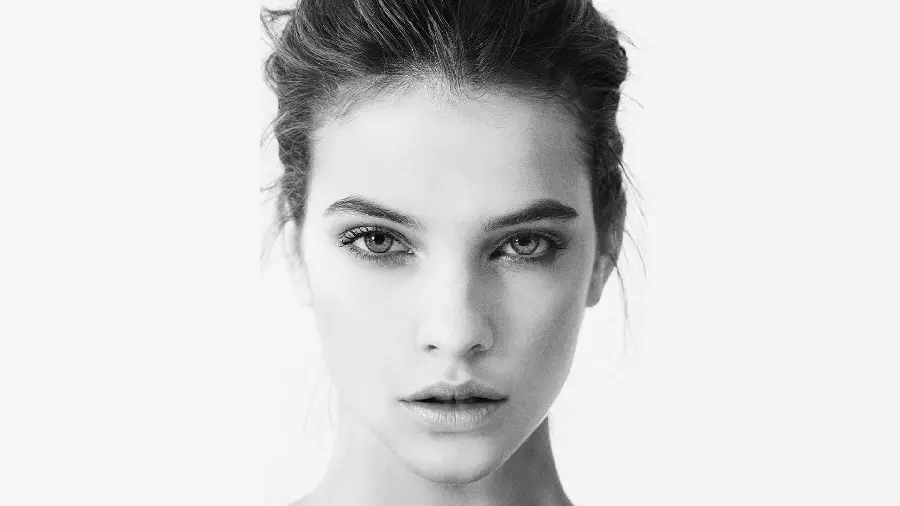 The most handsome girl photo