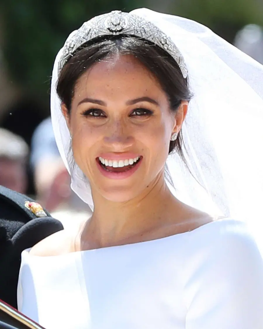 Photo of the beautiful bride's eye makeup