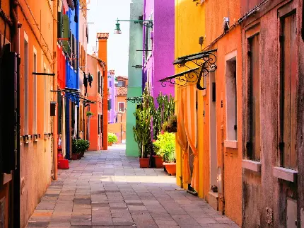 Breathtaking 8K street photography from Italian cities
